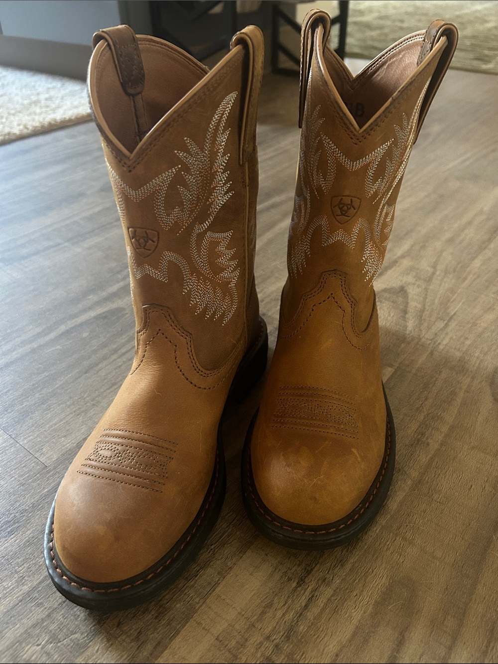 Ariat Womens Tracey - Camel Brown Leather with black rubber sole